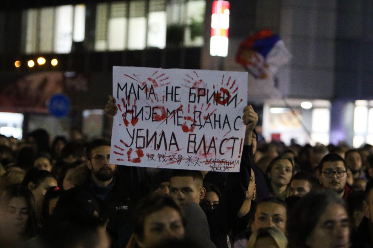 Protest u Novom Sadu zbog pogibije 14 ljudi u rušenju nadstrešnice, 5. novembar 2024. Foto: FoNet