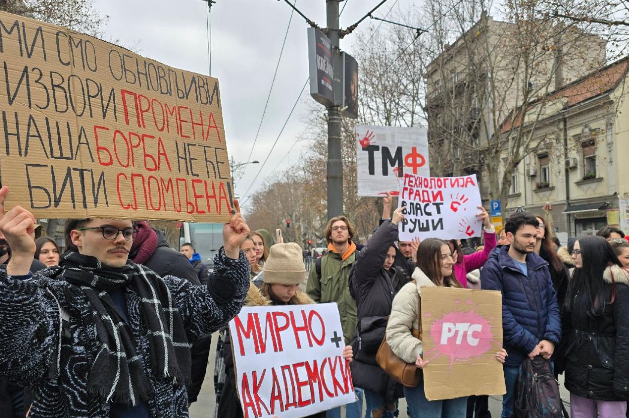 Protest studenata ispred RTS-a, 12. 12. 2024. godine, Foto: FoNet